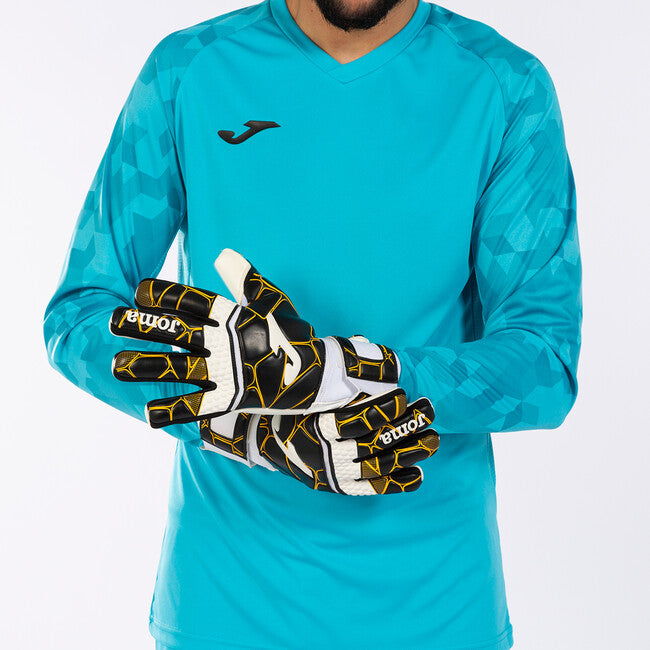 GK-PRO GOALKEEPER GLOVES BLACK-GOLD