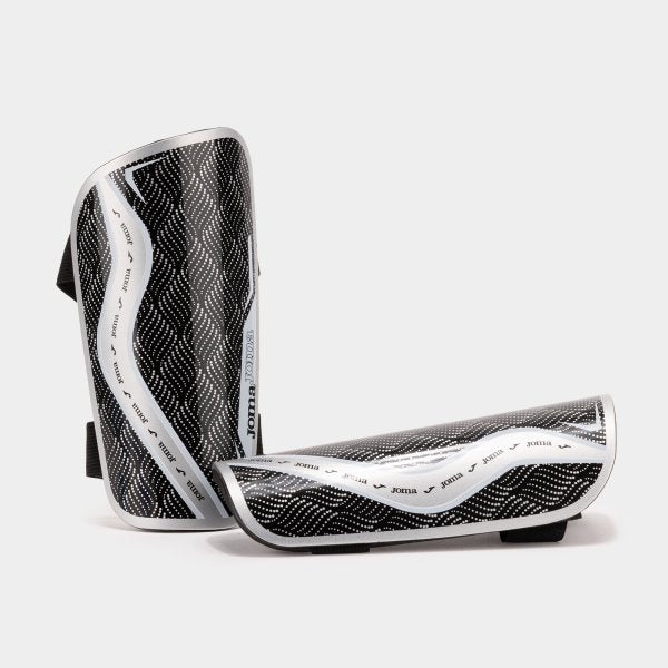 Ščitniki ATTACK SHIN GUARDS BLACK SILVER črna